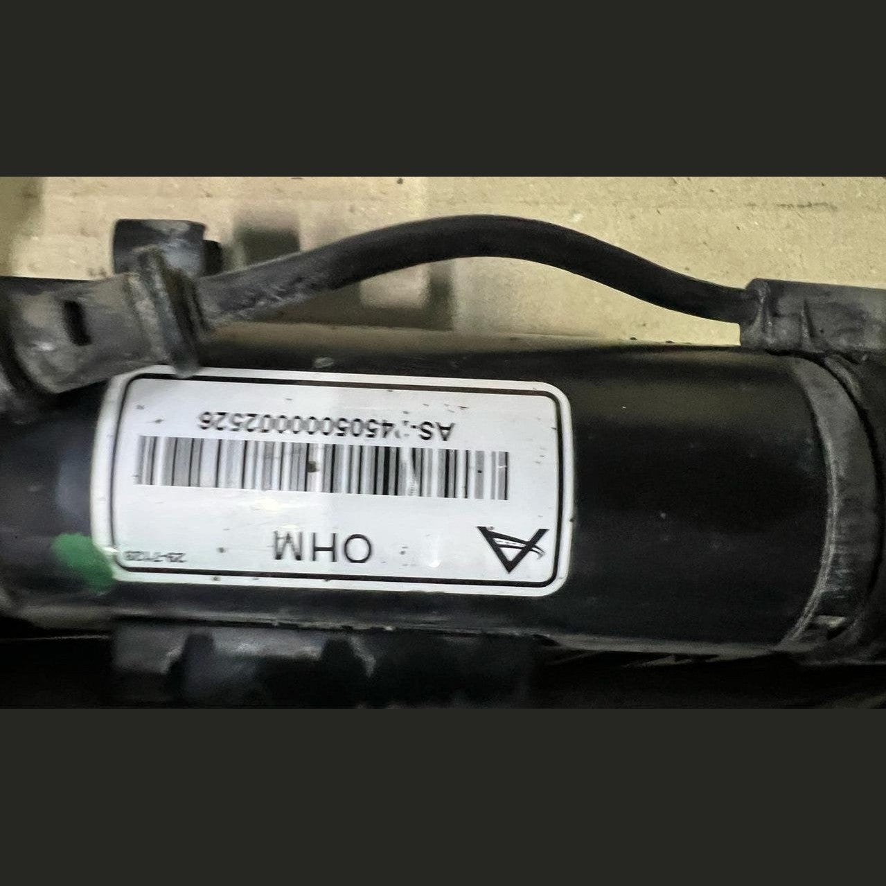 Mercedes W164 GL450 Front Right \ Left Side Air Suspension Shock Absorber Strut