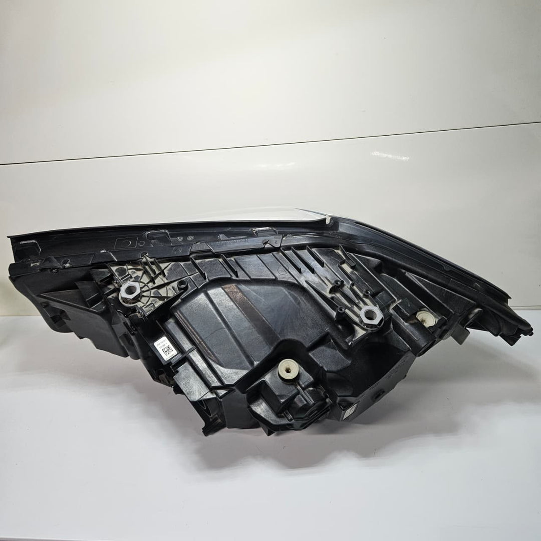 BMW  2016-2018 5-Series G30 G38 LED Headlight Right Side XENON ECE 7458884