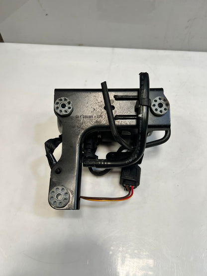 2018-2023 BMW 530e 3' G30 G20 XDRIVE 2.0L Brake Vacuum Pump 6880628 OEM