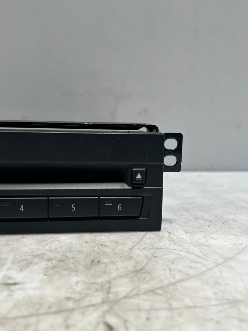 2006-2010 BMW X5 E70 and X6 E71 Cd Changer 9209758 OEM