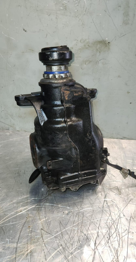2016-2018 BMW 330e Rear Differential 7624780 3ser F30 F31 330E 320D 188LW I=2,93