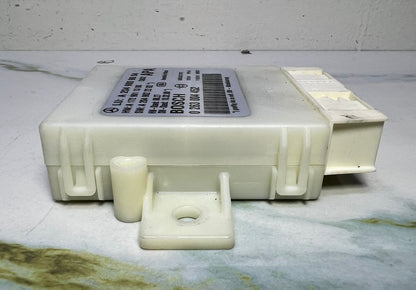 Mercedes-Benz W204 C-Class C200 Parking Distance Control Module A204 9009004 OEM