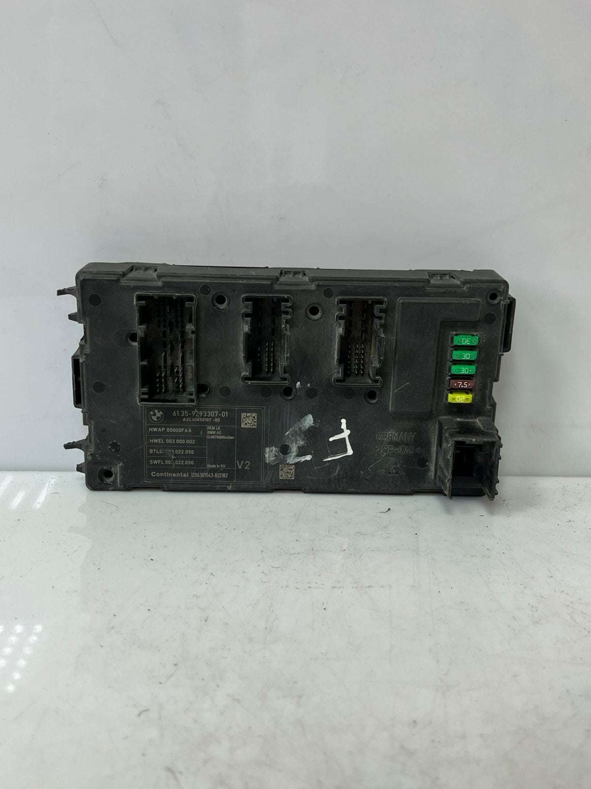 2012-2016 BMW F30 F31 F32 F33 328i Rear Electronic Body Control Module 9293307