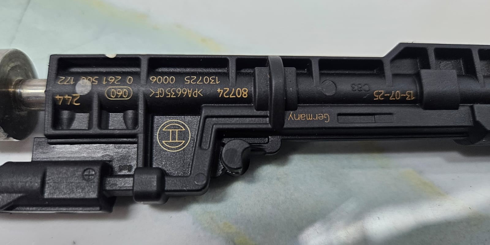 2016-18 BMW F30, F32, E89, F80, F82, F87, M2, M3 N20 Fuel Injector 7639994 OEM