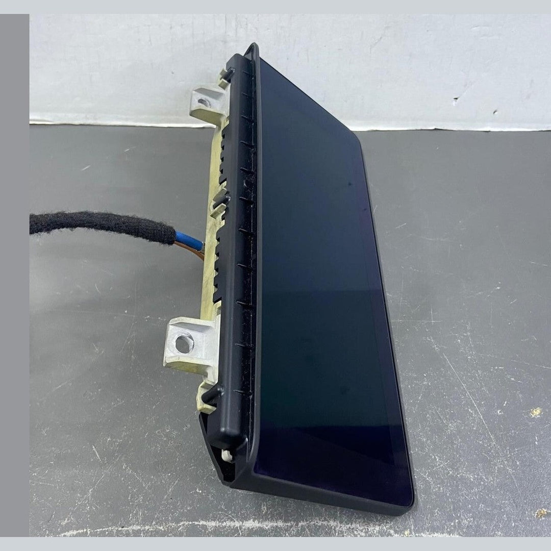 OEM BMW 8.8in Display Navigation Multimedia Display Screen 6844126