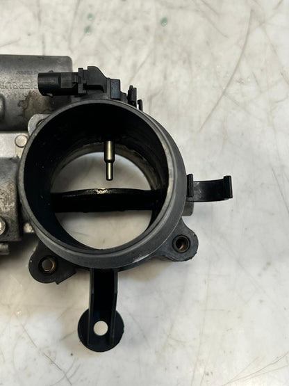 2013 BMW X3 X4 X5 X6 E84 E83 F25 F26 E70 F15 E71 F16 Throttle Body 7810752 OEM
