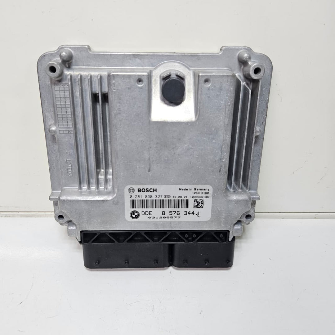 8576344-2014 BMW 4 Series F32 F33 X3 N47 Engine Control Unit DDE Key Set