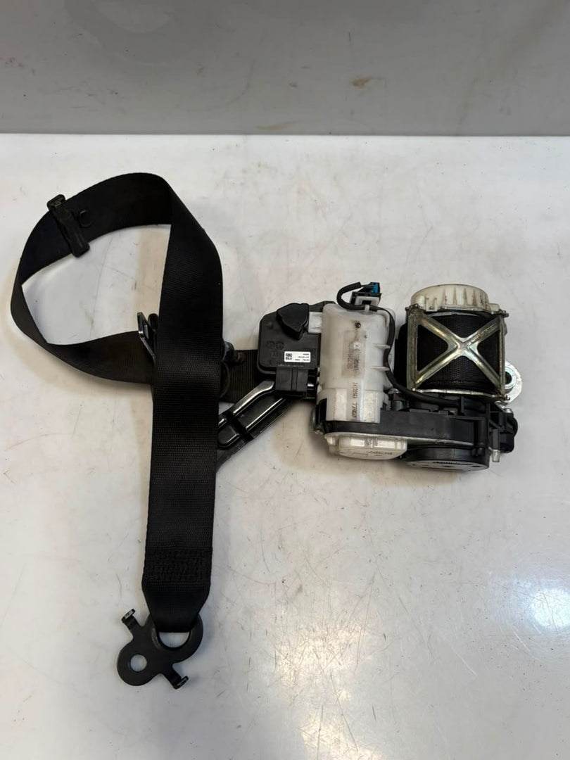 2017 BMW 740i 7 Series G11 G12 Front Seat Belt 34168735C OEM