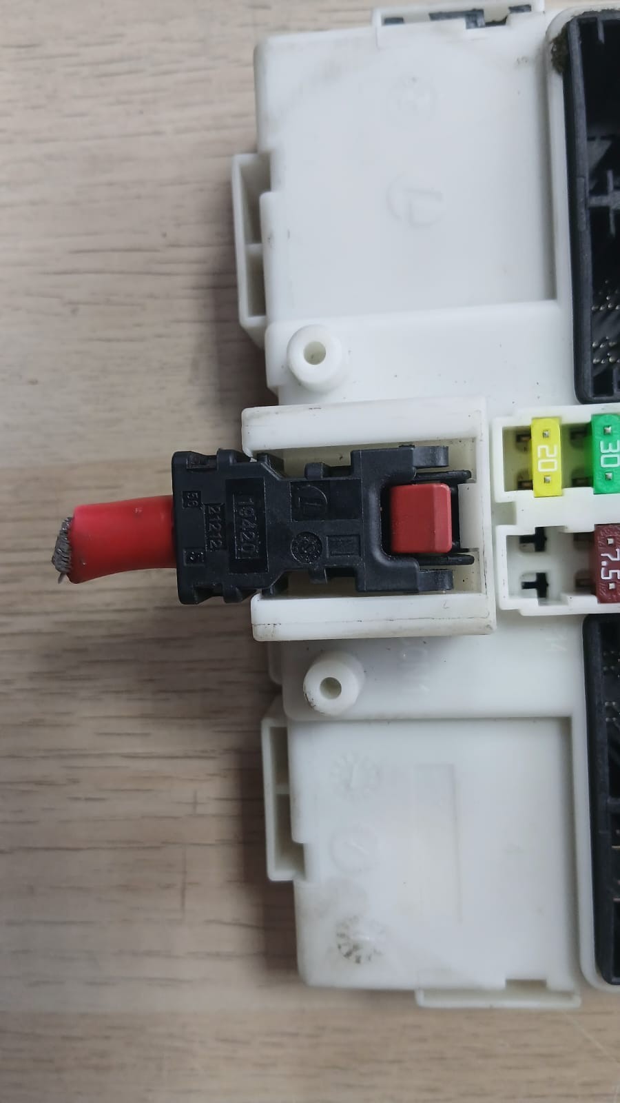 BMW 3 Series F30 F35 F31 2012-2018 Body Control Module 6843898 LIQ23756