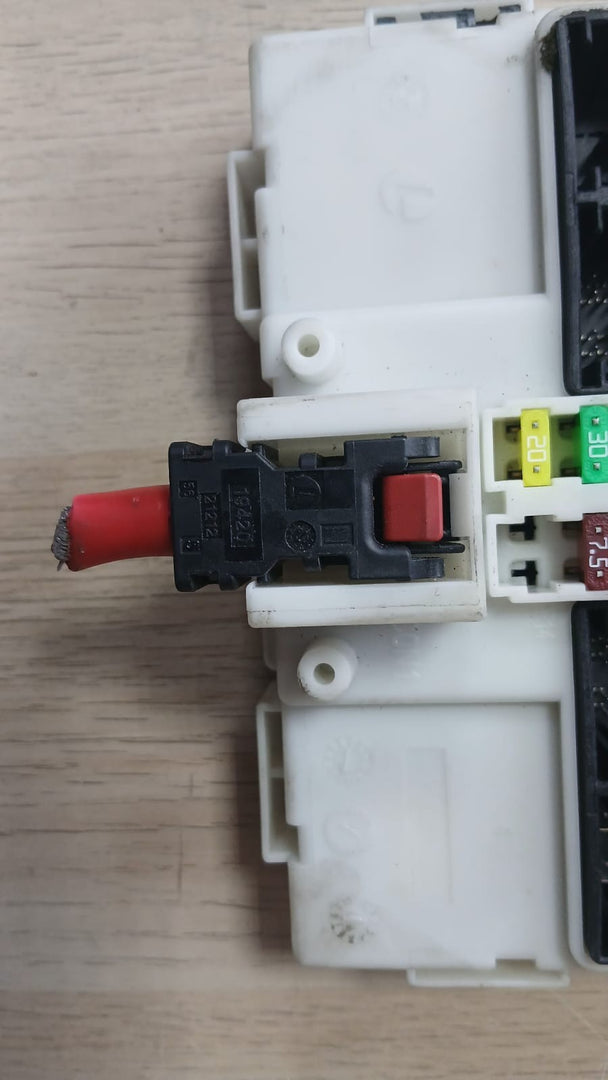 BMW 3 Series F30 F35 F31 2012-2018 Body Control Module 6843898 LIQ23756