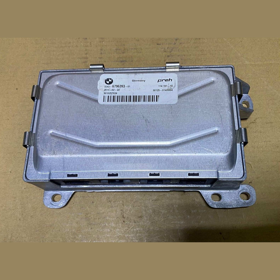 BMW  5 Series F07 F10 and 7 Series F01 F02 Steering Control Unit 6796393
