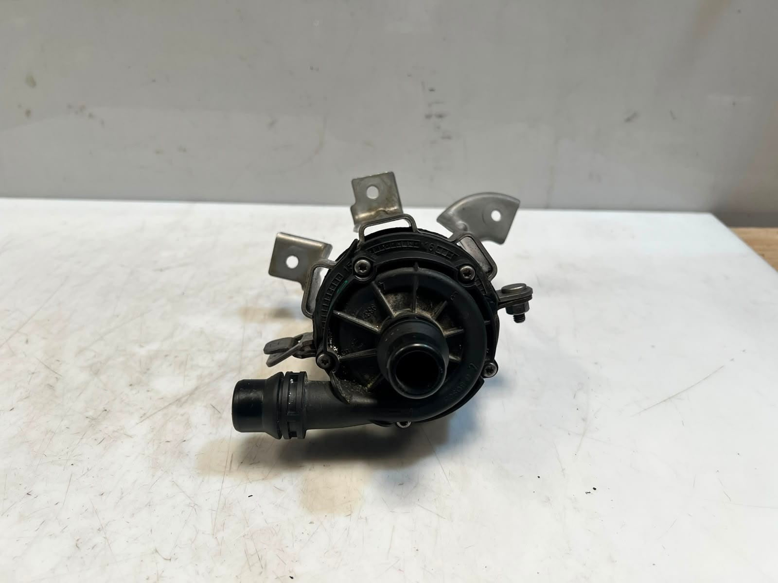 2019-2023 BMW 330i B58 G20 G21 X3 X4 X5 X7 Auxiliary Water Coolant Pump 8651288