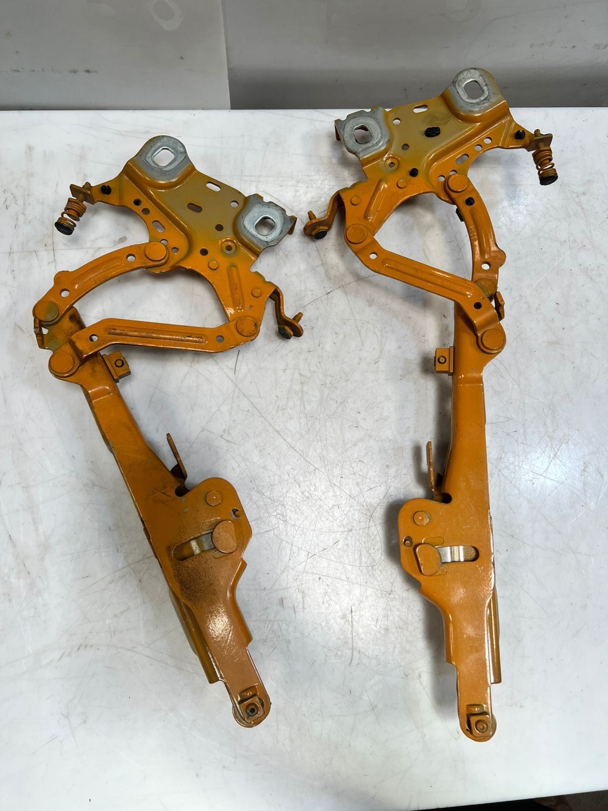 2016-2023 Mini Cooper F55 F56 F57 Bonnet Hinge 7300565 7300566 OEM