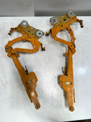 2016-2023 Mini Cooper F55 F56 F57 Bonnet Hinge 7300565 7300566 OEM