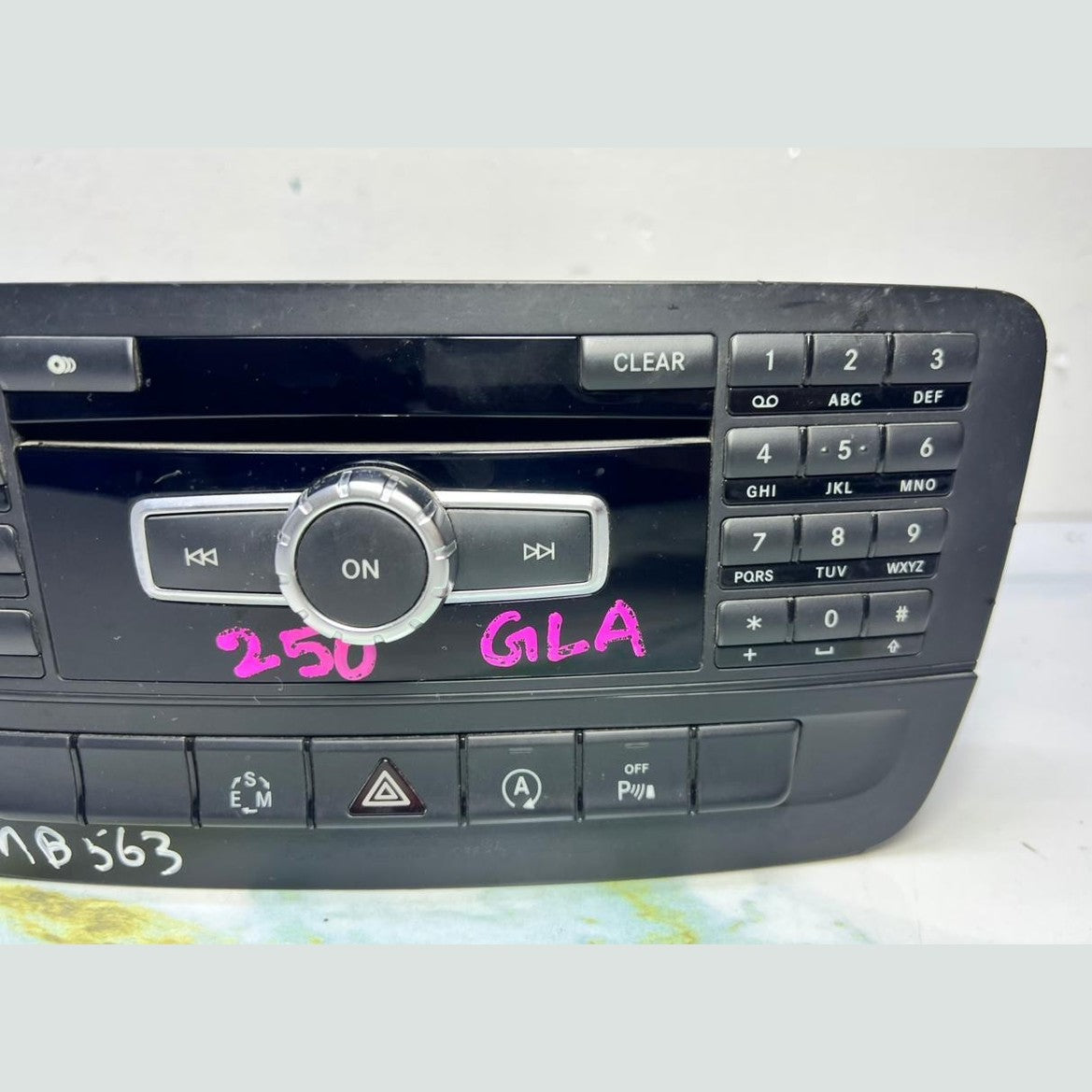 13–17 Mercedes W246 CLA B-Class Radio Audio Head Unit CD Player A246 9000916 OEM