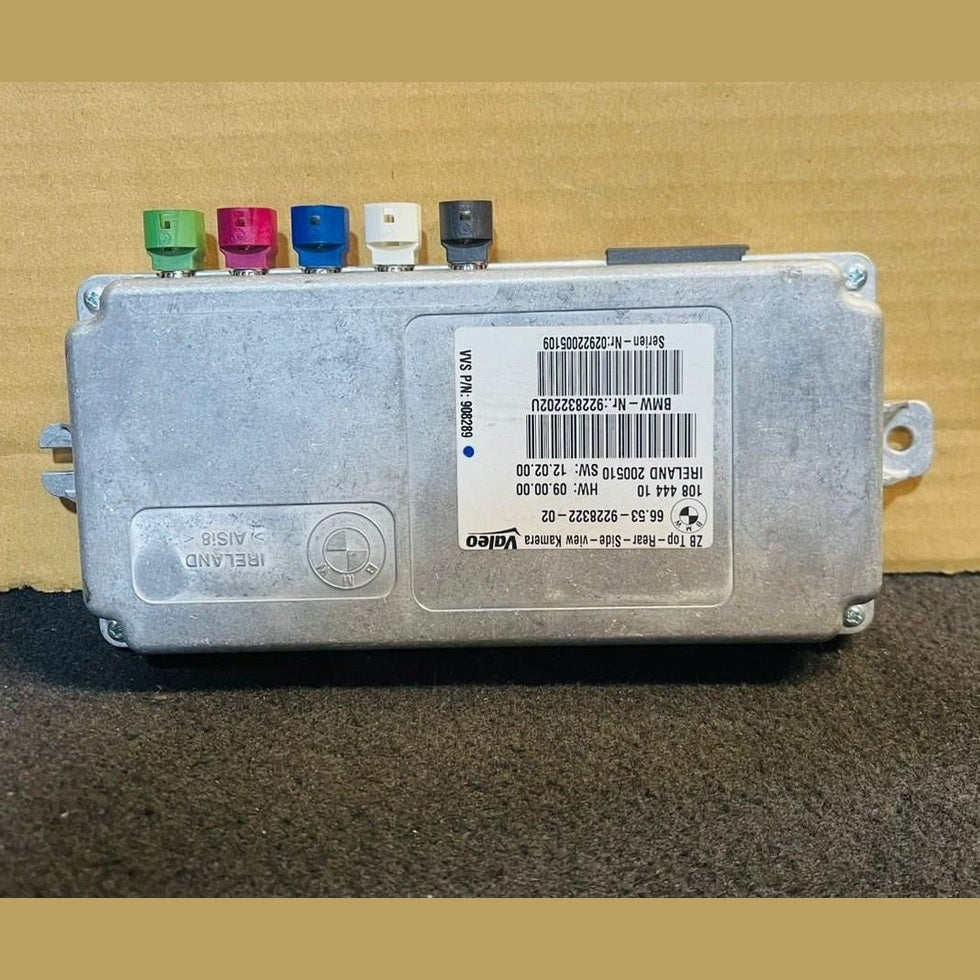 BMW Camera Control Module BMW F10 550i, F12 535i, 650i 2011-2016 models 9228322
