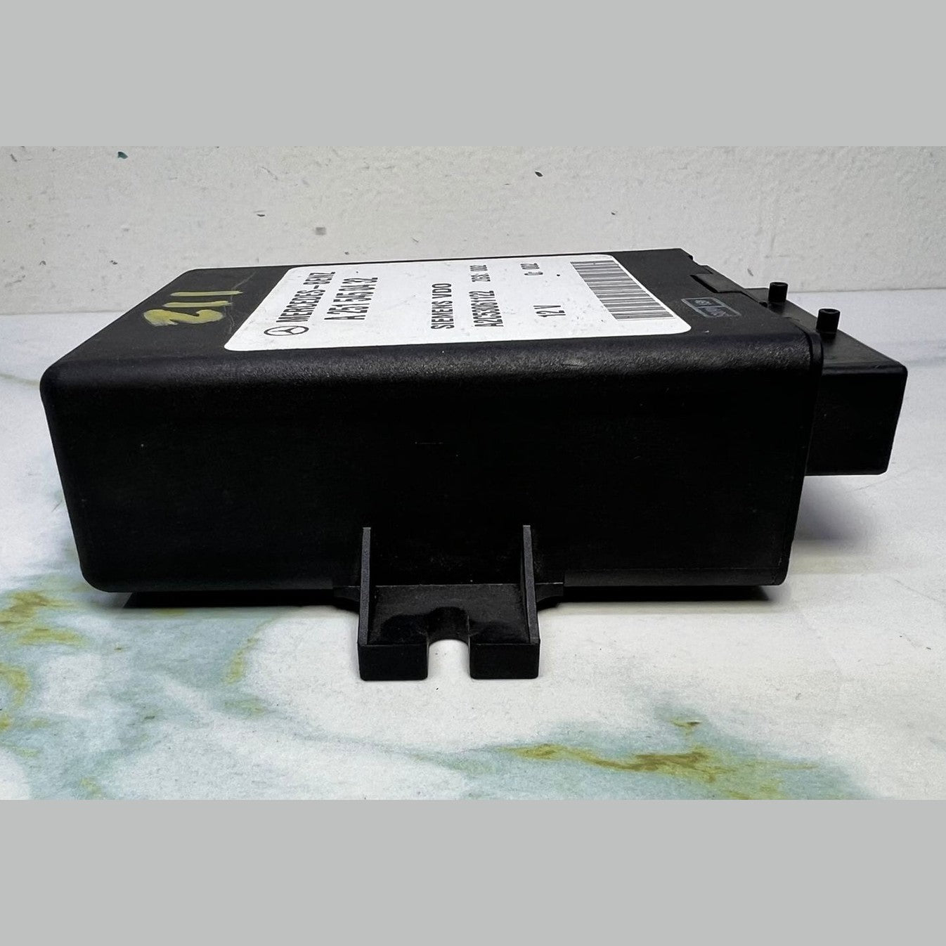 06-09 Mercedes R350 Air Suspension Control Module A2515450432 W251 W211 E-Class
