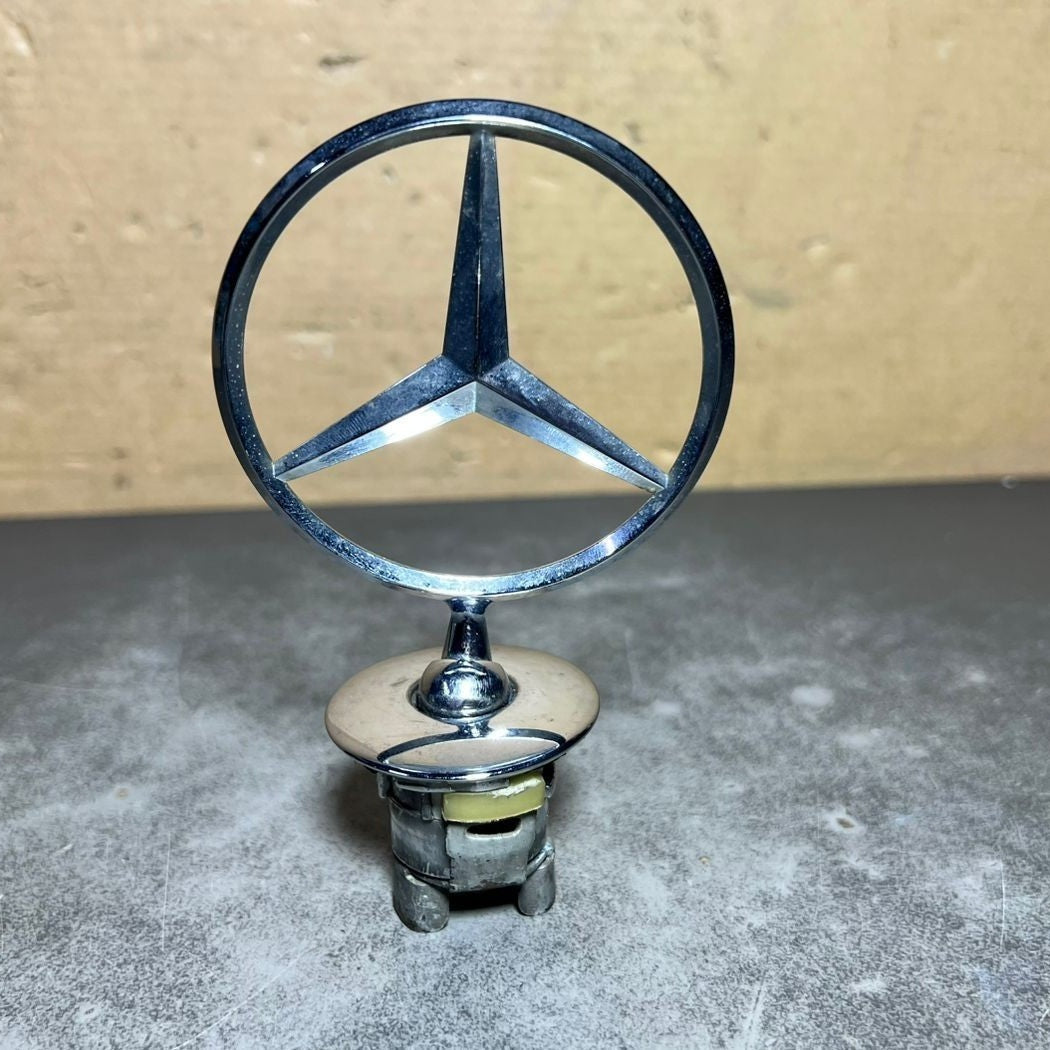 Front Hood Ornament Mounted Star Emblem For Mercedes-Benz C E S AMG Silver Logo