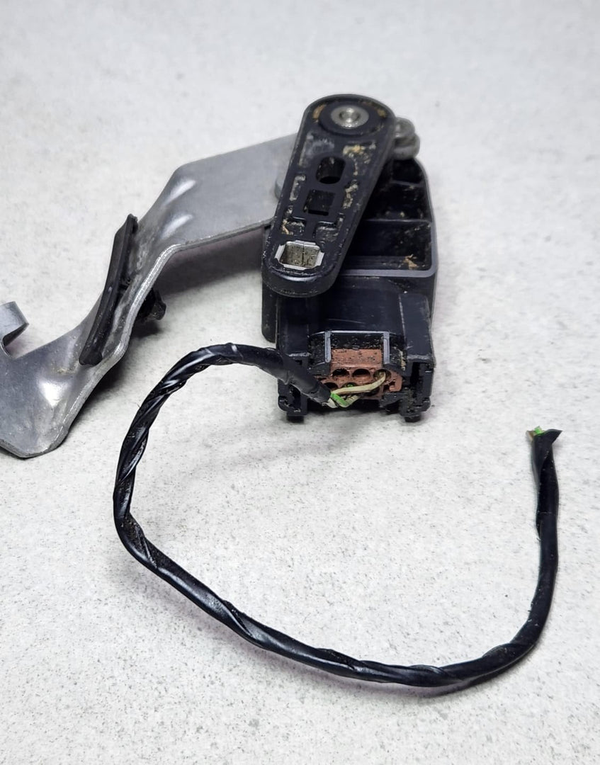 2019-2023 BMW 330i Suspension Level Sensor 6870000 F20 F22 F30 F32 F80 M3 F82 M4