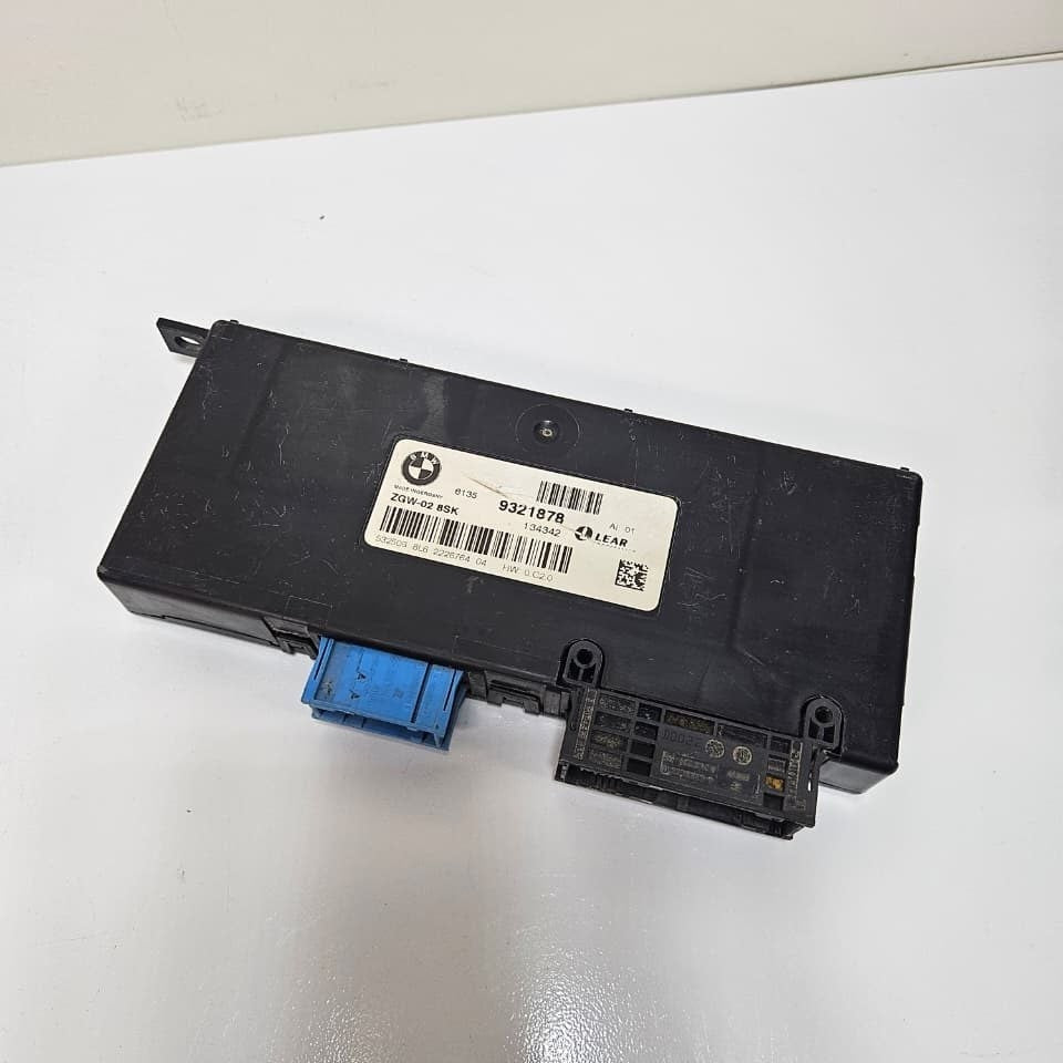 2012-2018 BMW M6 F10 F11 Central Gateway Control Module 9321878