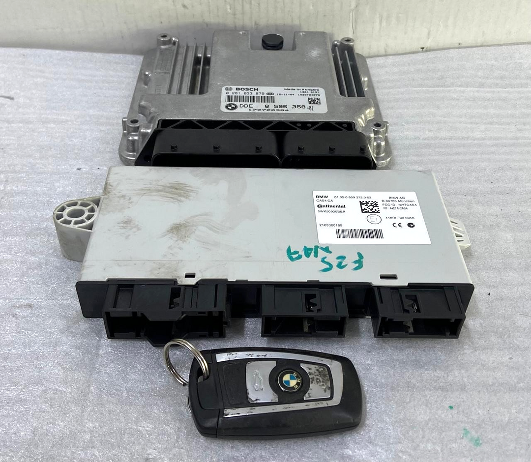 OEM BMW F25 N47 Engine Control Unit ECU DDE 8596358 ECU SET BOSCH