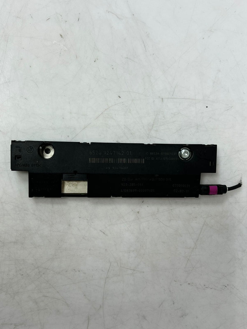 2011-2015 BMW 550i 5 Series F07 GT Antenna Amplifier 9247142 OEM