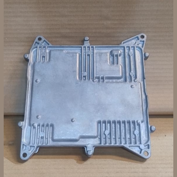 BMW 520i F30 F31 F32 LCI N20 ENGINE CONTROL UNIT ECU +CAS DME - 8639595
