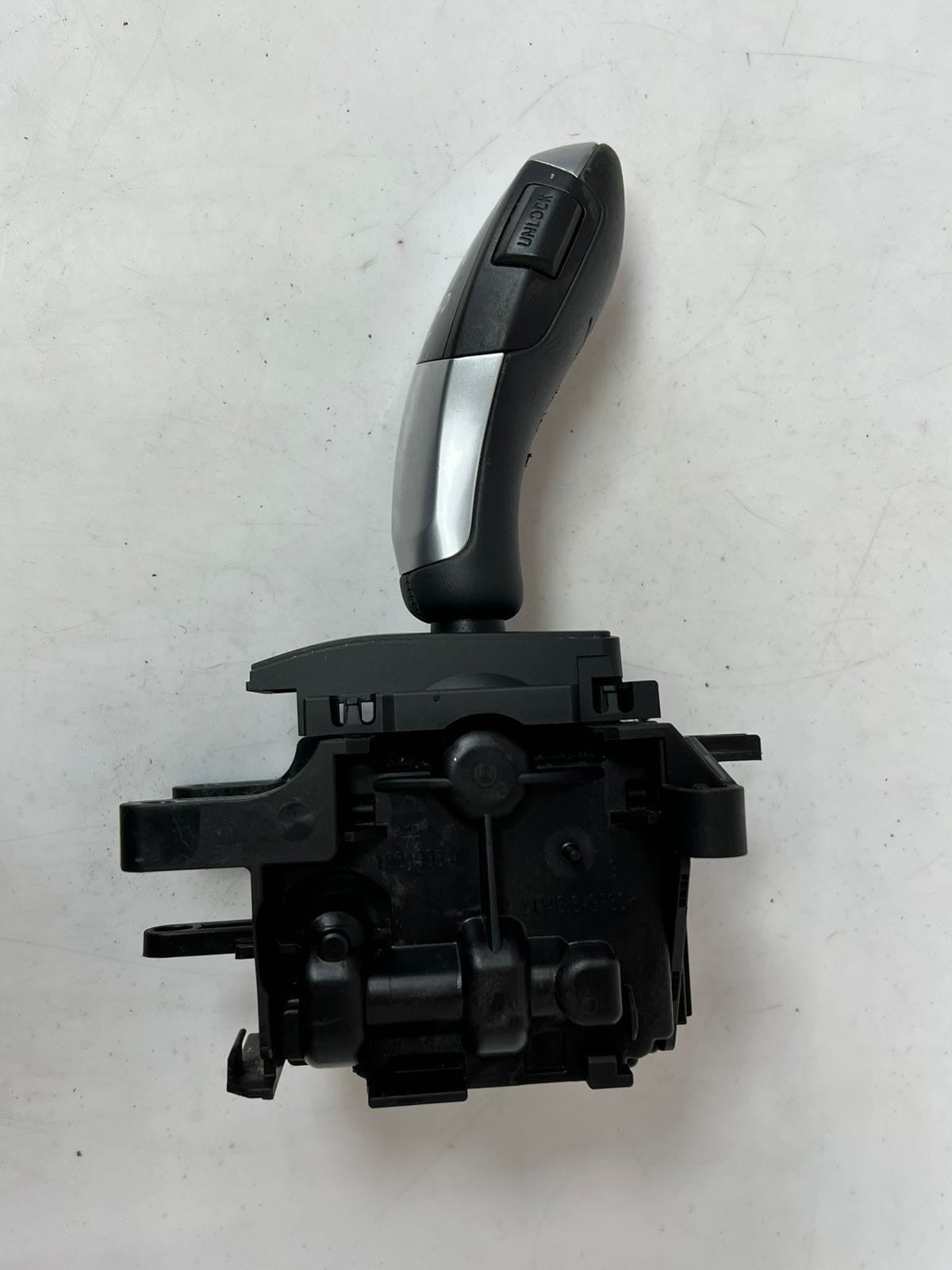 BMW 5' 7' F10 F11 F07 X3 F25 F01 F02 Automatic Gear Selector 9291527 OEM