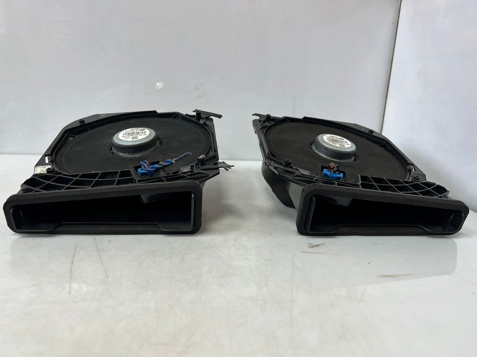 BMW 2016 BMW 1 SERIES 116D F20 2X  F21 F22 Subwoofer Speaker Set 9210148,9210147