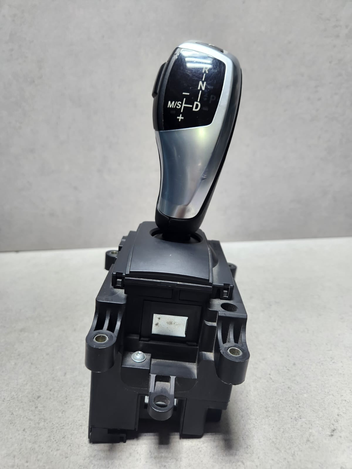2010-2015 BMW 740i Gear Selector Switch 9197623 5 Series F07 F10 7 Series F01  