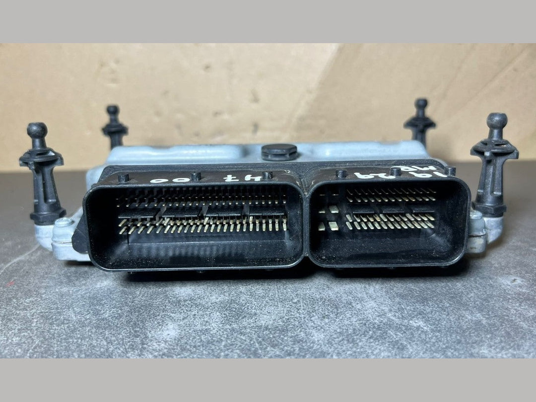 10-14 Mercedes W212 E-Class Engine Control Module Unit ECM ECU A272 9004700 OEM