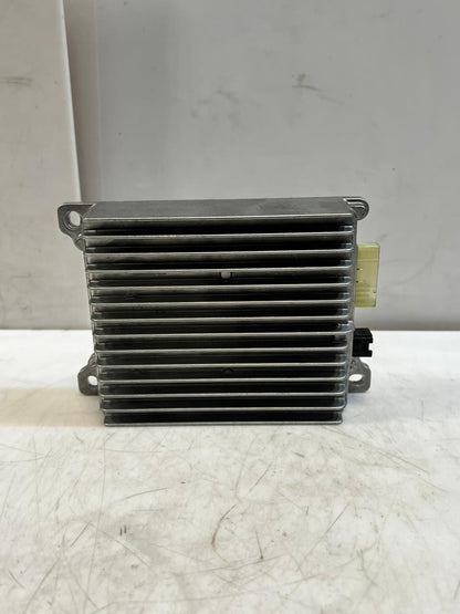 2013-2018 BMW X5 F15 F85 3.0L engine. Battery Charge Module 6817834 OEM