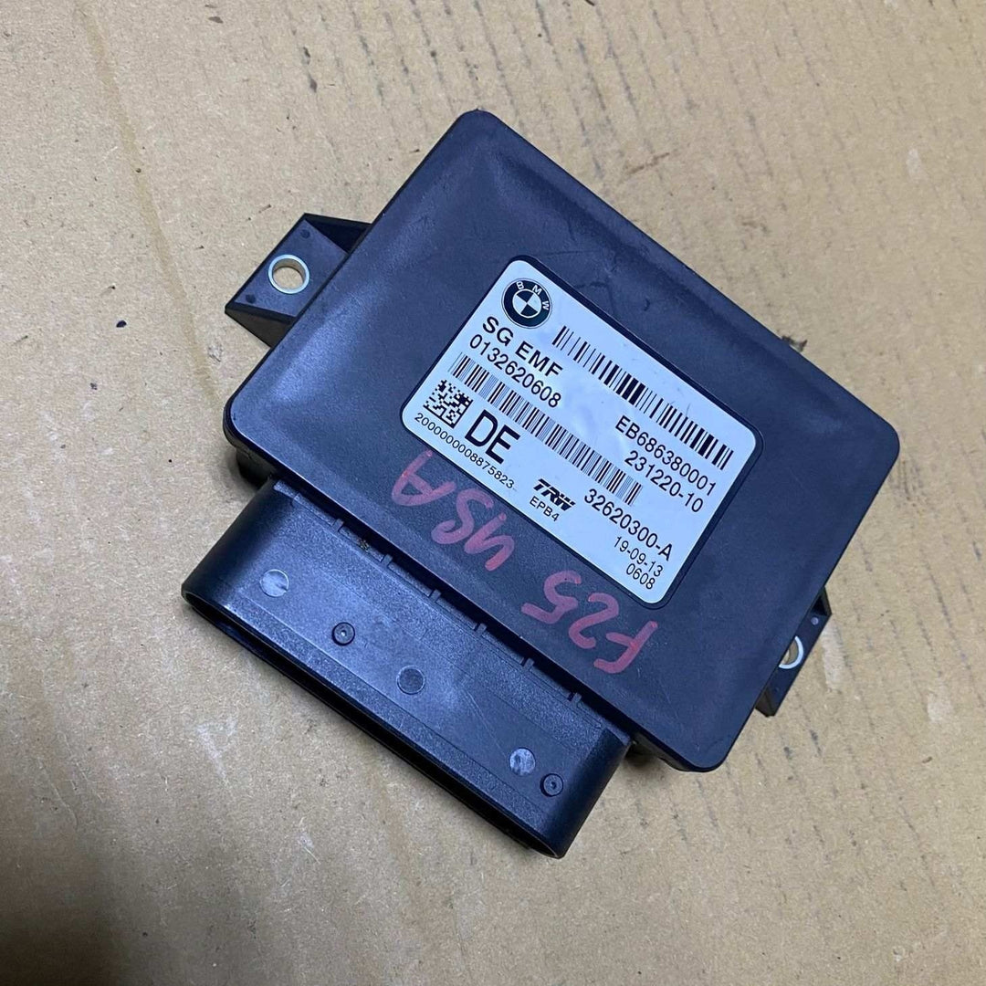 2010-2017 BMW X3 Parking Brake Control Module 6863800 F10, F11 5 Series and F25 