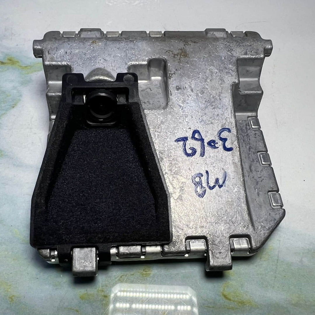 Mercedes Front Camera A0009050338 C-Class W204, W212 E-Class