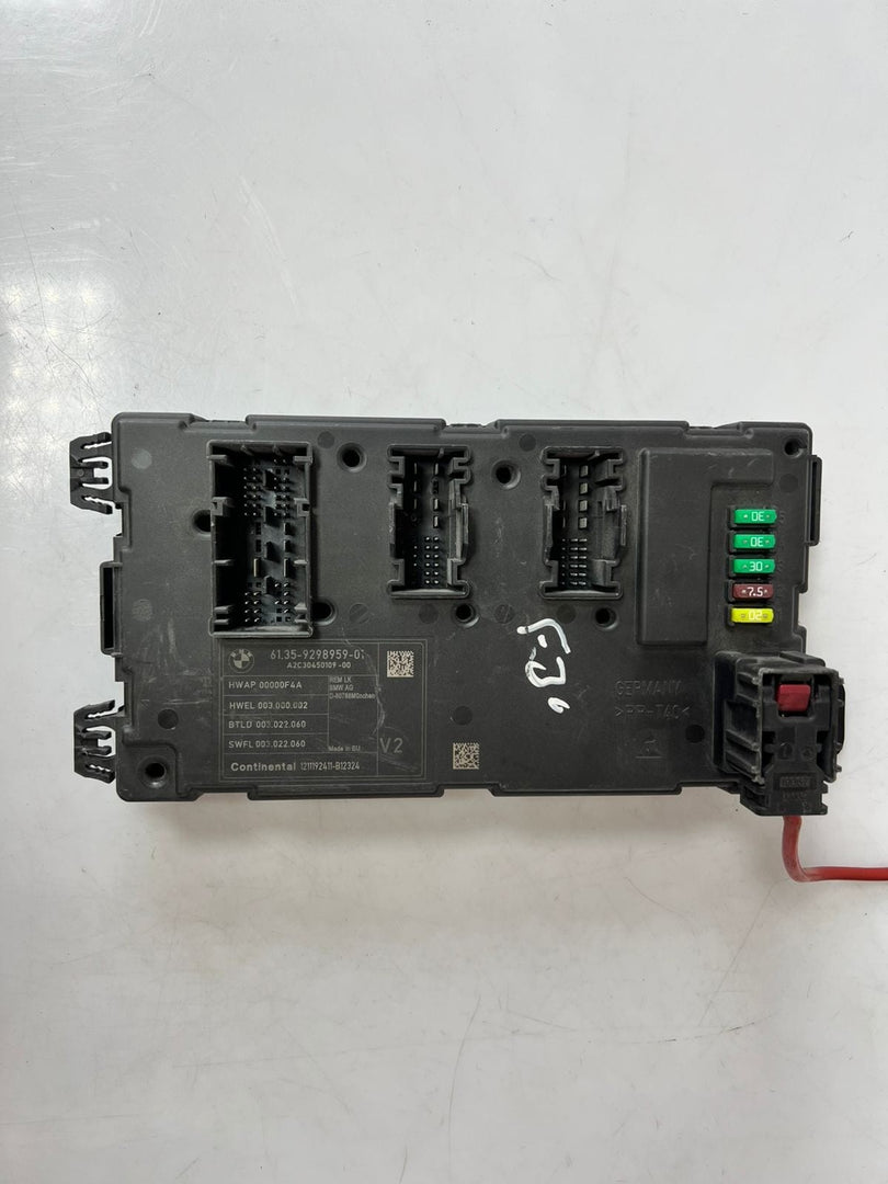 BMW 3 Series F30, F31, F35 Body Control Module BCM 9298959 OEM