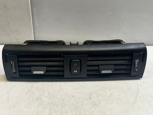 BMW 1 2 Series F20 F21 F22 F23 F2X Dashboard Center Air Vent 9205357 OEM