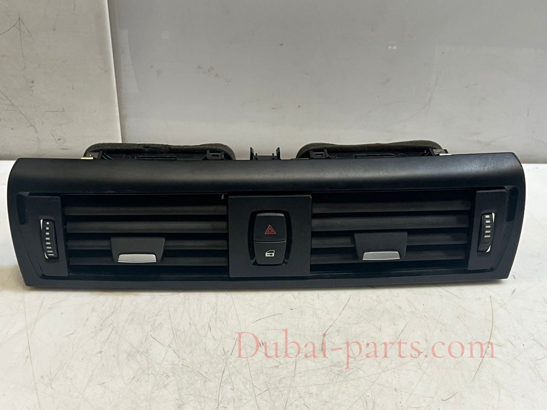 BMW 1 2 Series F20 F21 F22 F23 F2X Dashboard Center Air Vent 9205357 OEM