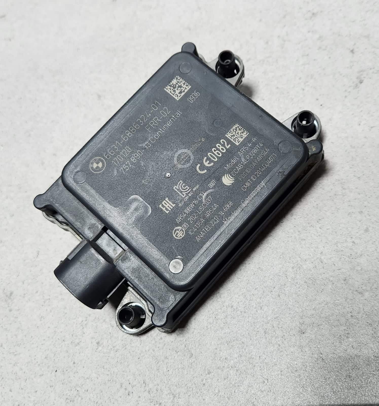 BMW Radar Sensor 6886324 5 Series E39 and G30