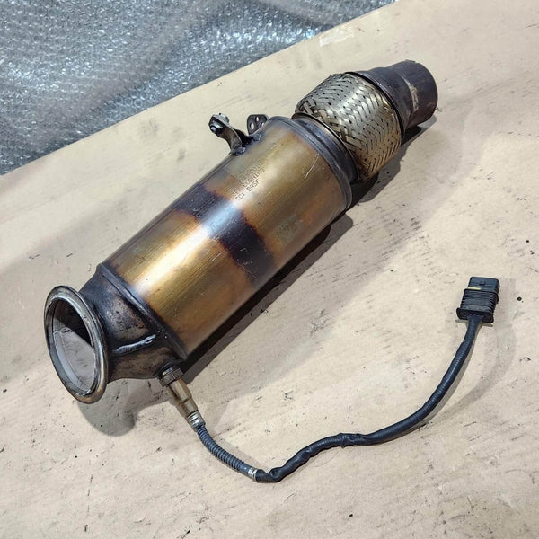 2014-2018 BMW X5 F15 3.5 XDRIVE  Exhaust Manifold Catalytic Converter 8603905