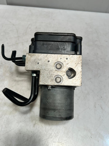 2014-2015 BMW X5 F15 and X6 F16 ABS Pump Control Module 6864790 USED