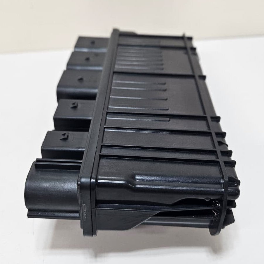2019-2024 BMW X7 G07, X6 G06 Power Distribution Unit 8490527