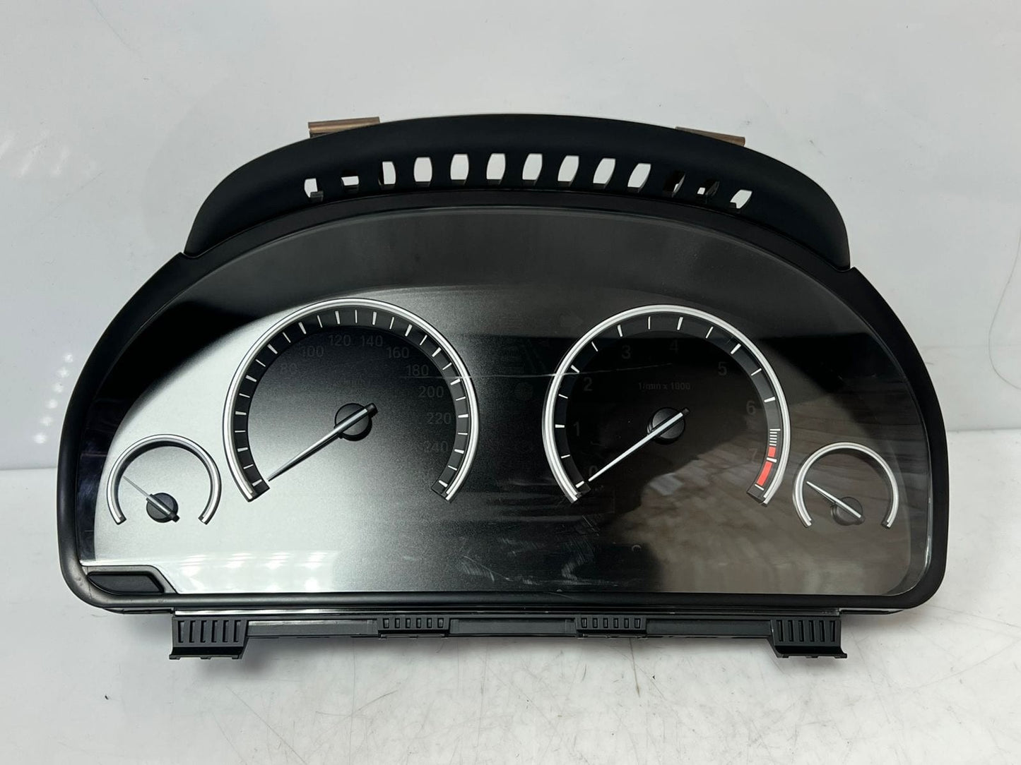 2015 BMW F04 4.4 V8 engine Active Hybrid 7 Instrument Cluster 9232947 OEM