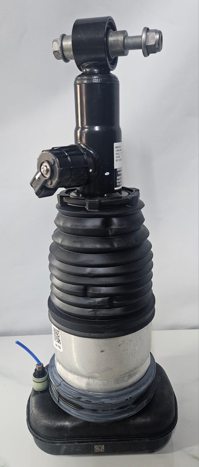 OEM BMW X5 G05 S68 REAR AIR SUSPENSION SHOCK G05 LCI RA PHEV RH 6869038 20KM 