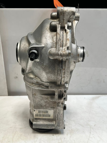 BMW E70 X5M and E71 X6M 4.4 V8 Front Differential Carrier 3.91 Ratio 7602072 OEM