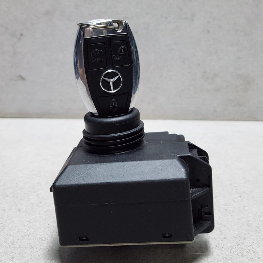 Mercedes Ignition Switch Lock Control Unit Module A2125450108