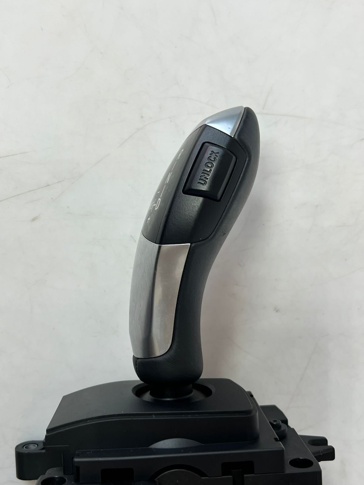BMW 5 Series F10 F11 and 7 Series F01 Gear Selector Shift Lever 9218102 OEM