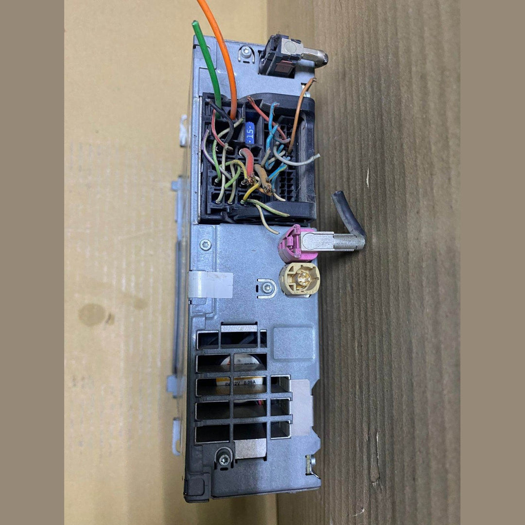 2006-2013 BMW X5 Car Infotainment Computer 9223310 X5 E70. CIC Radio Head Unit 