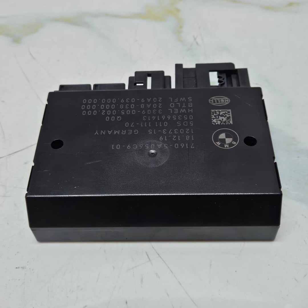 OEM BMW G21 G31 G05 Control Unit for Trailer Hitch 5A056C9 OEM
