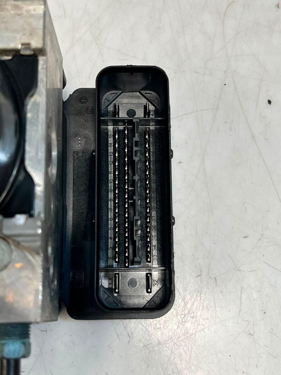 2013 BMW 320i 3' F30 F31 DSC HYDRAULIC ABS Pump Module 6862246 OEM