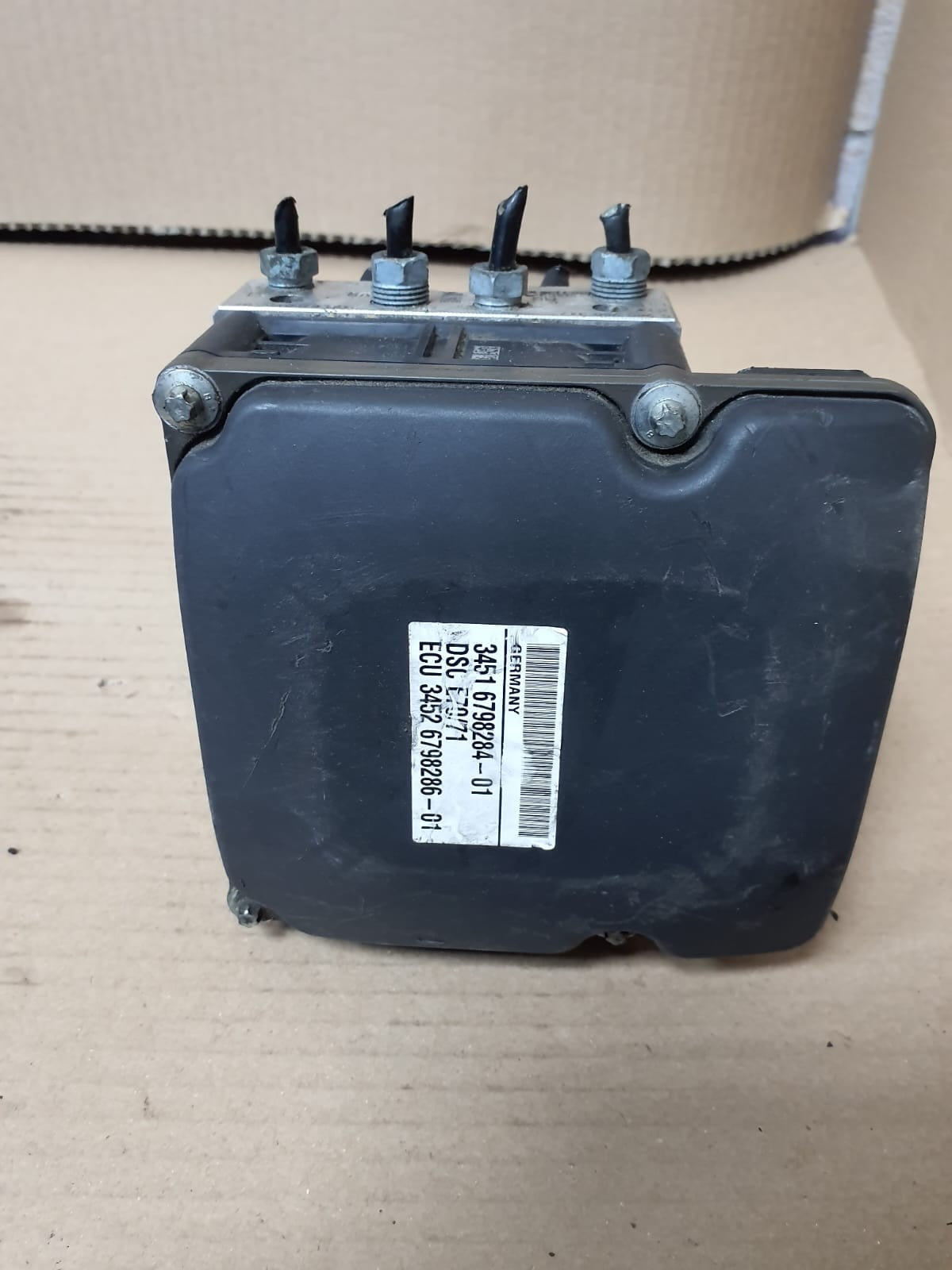 2007-2013 BMW X5 E70 and X6 E71 ABS/DSC Hydraulic Pump Module 6798286 OEM